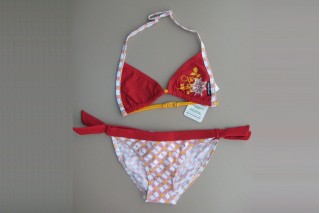 Купальник для девочек eleMar Clover красный Купальник для девочек eleMar Clover красный
